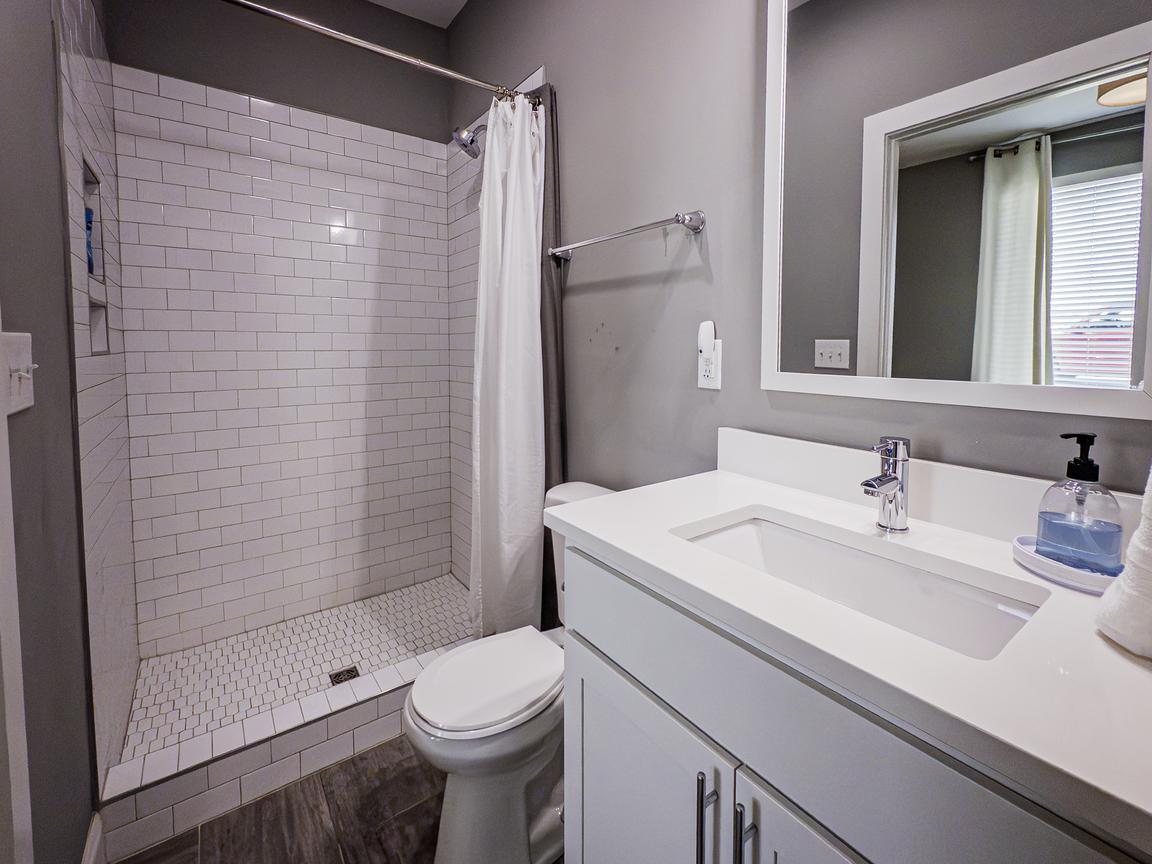 Buena Vista Townhouse near Germantown