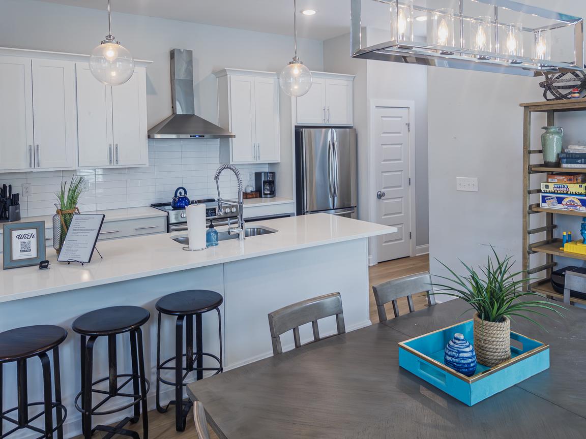 Buena Vista Townhouse near Germantown