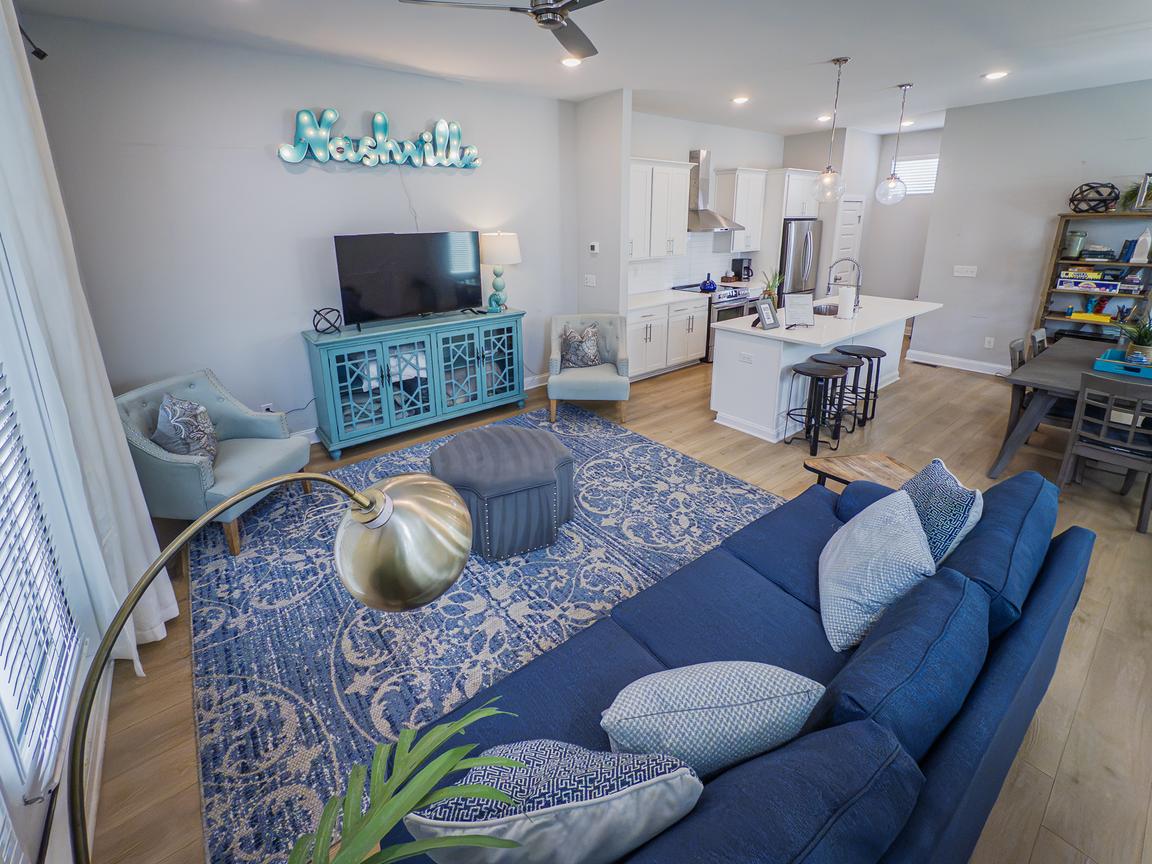 Buena Vista Townhouse near Germantown