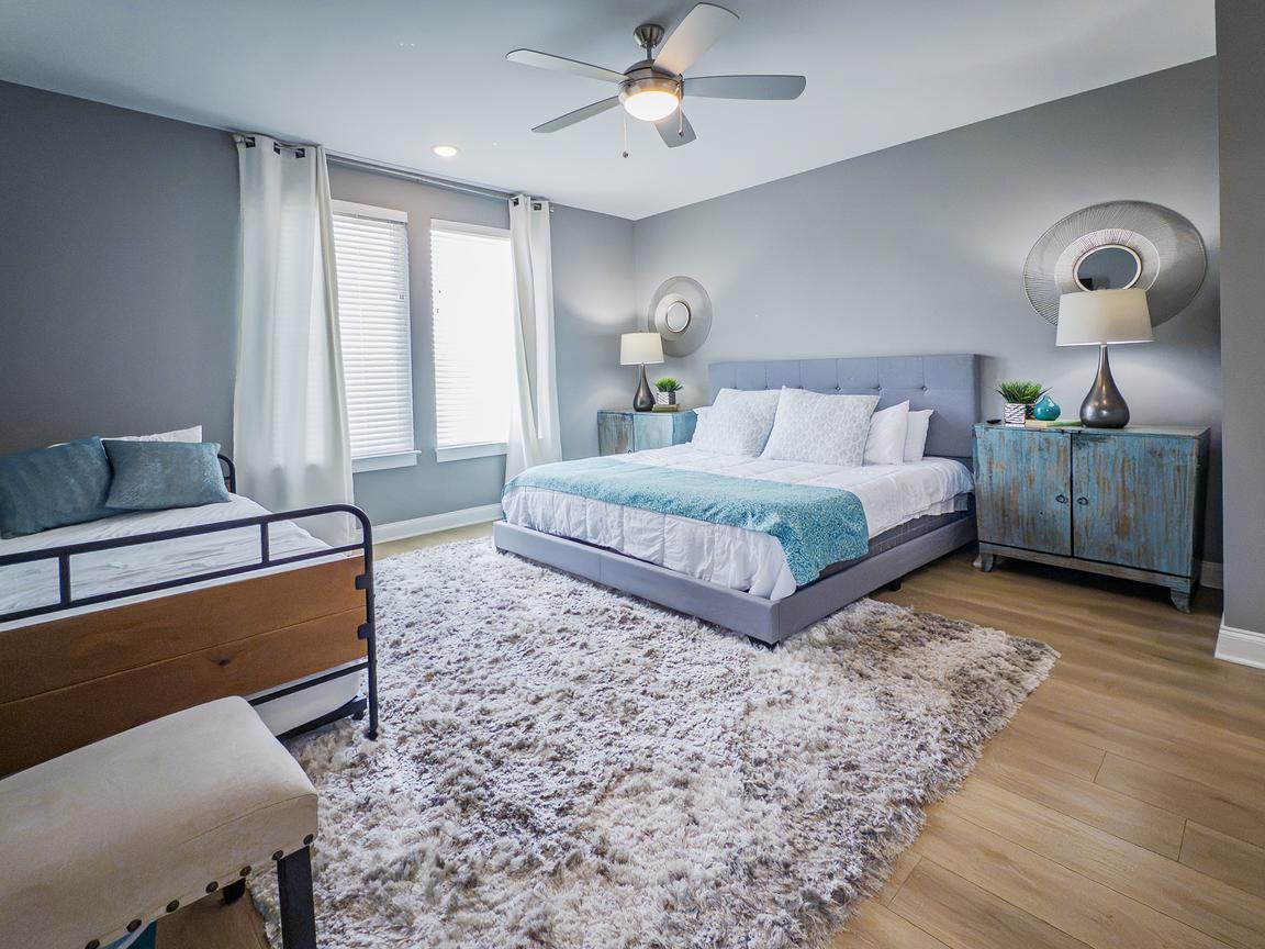 Buena Vista Townhouse near Germantown