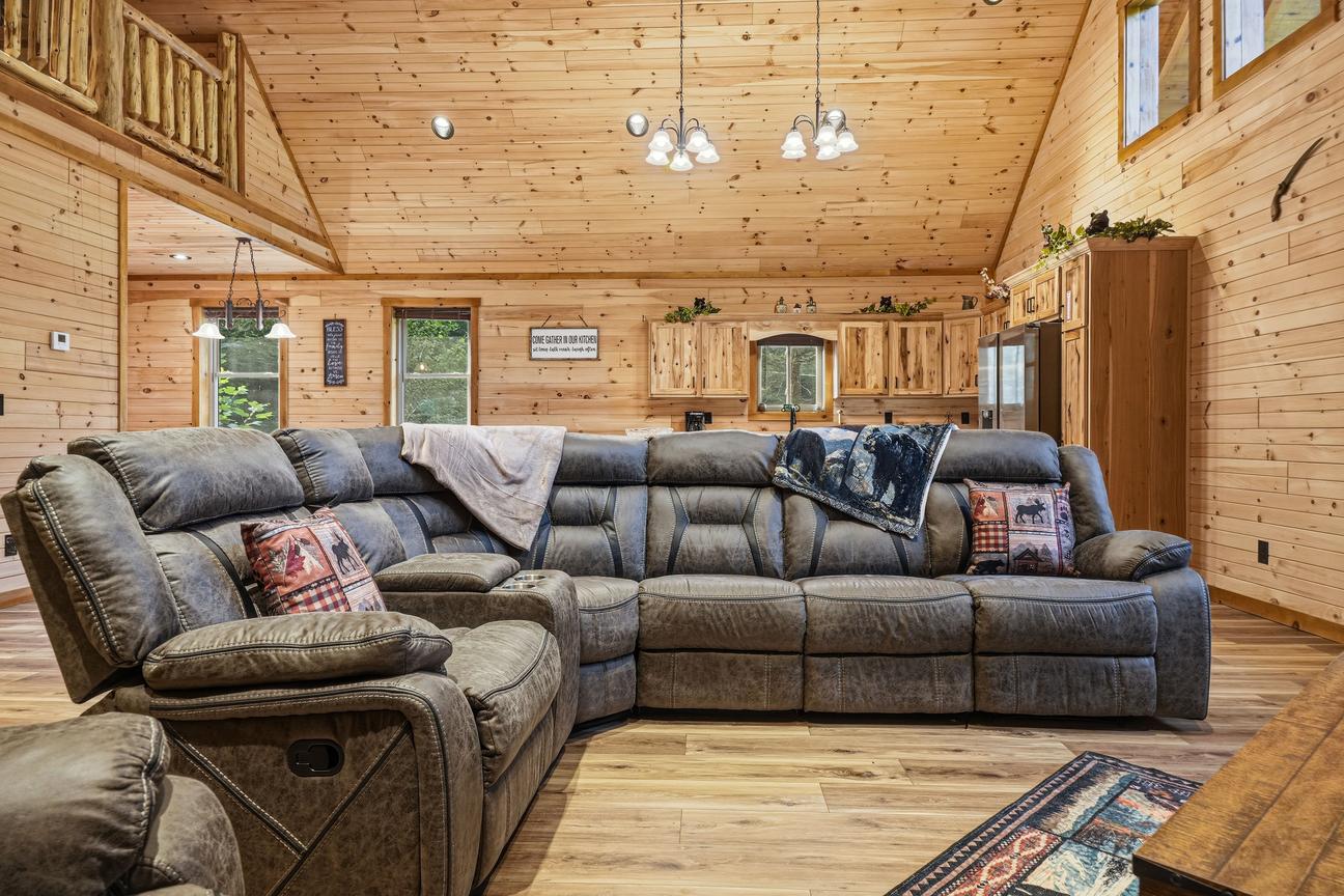 Bear Mansion Getaway