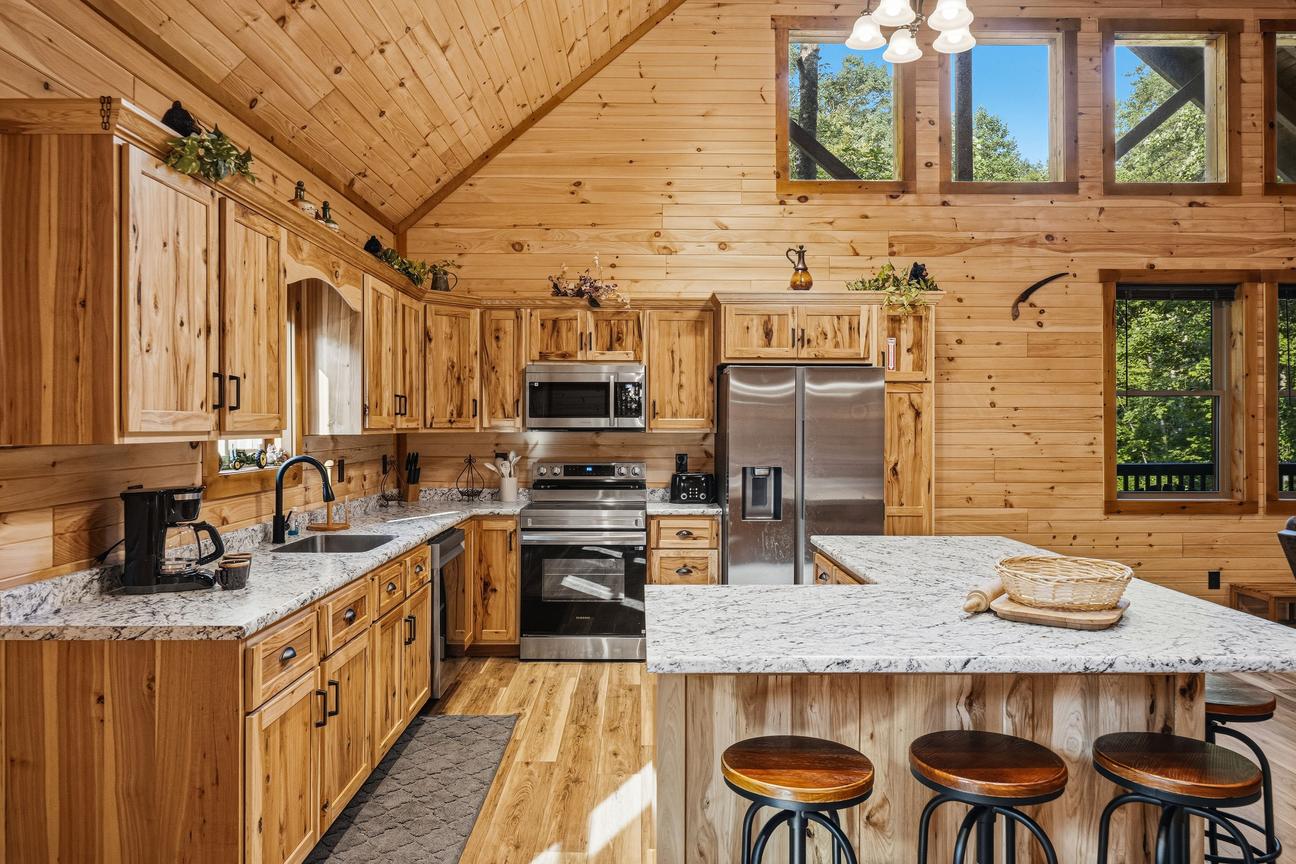 Bear Mansion Getaway
