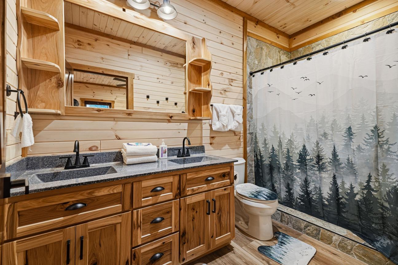 Bear Mansion Getaway