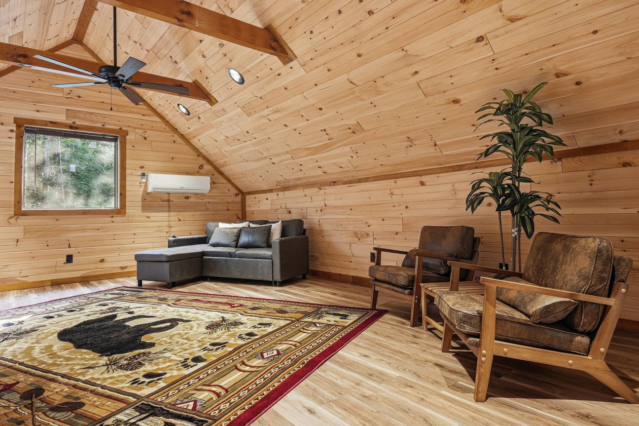 Bear Mansion Getaway