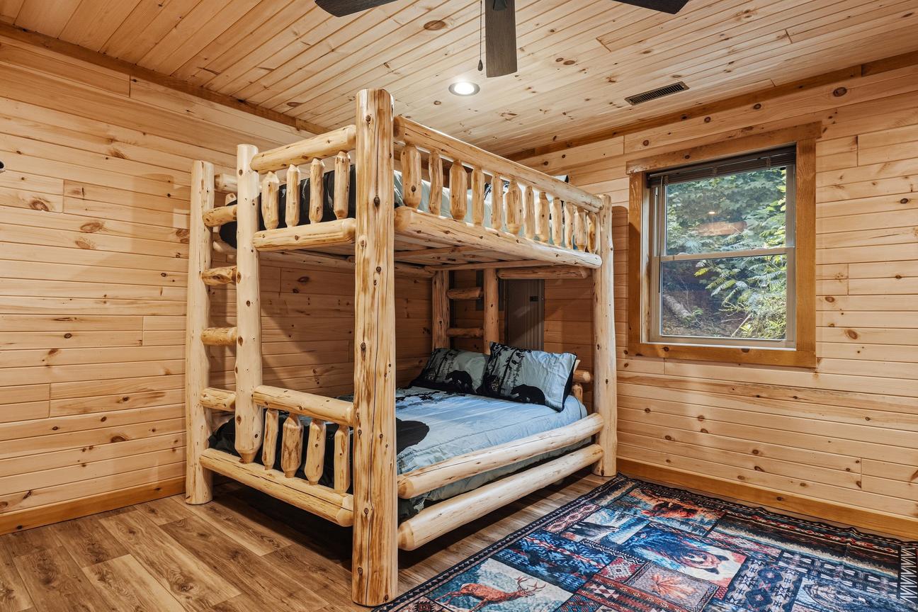 Bear Mansion Getaway