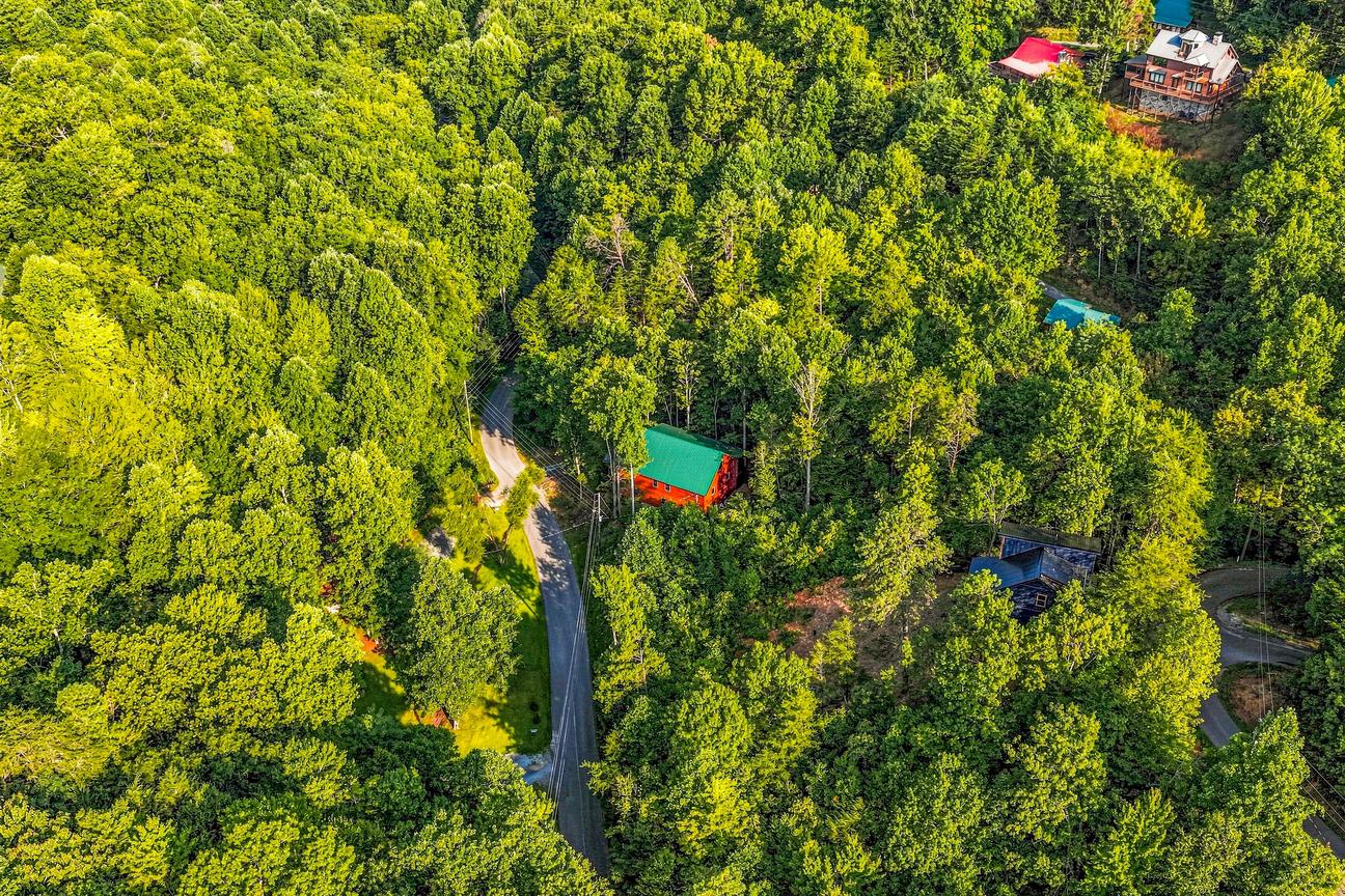 Bear Mansion Getaway