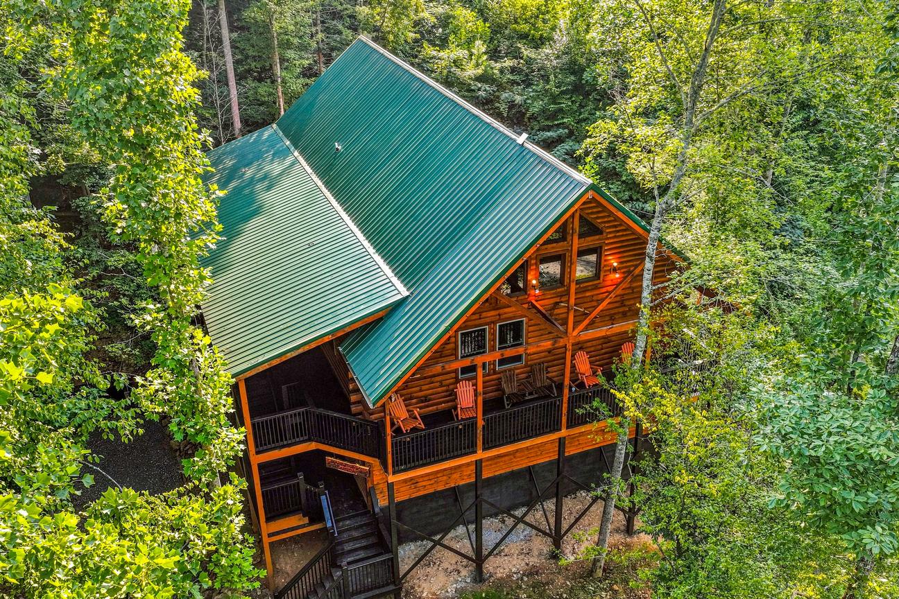 Bear Mansion Getaway