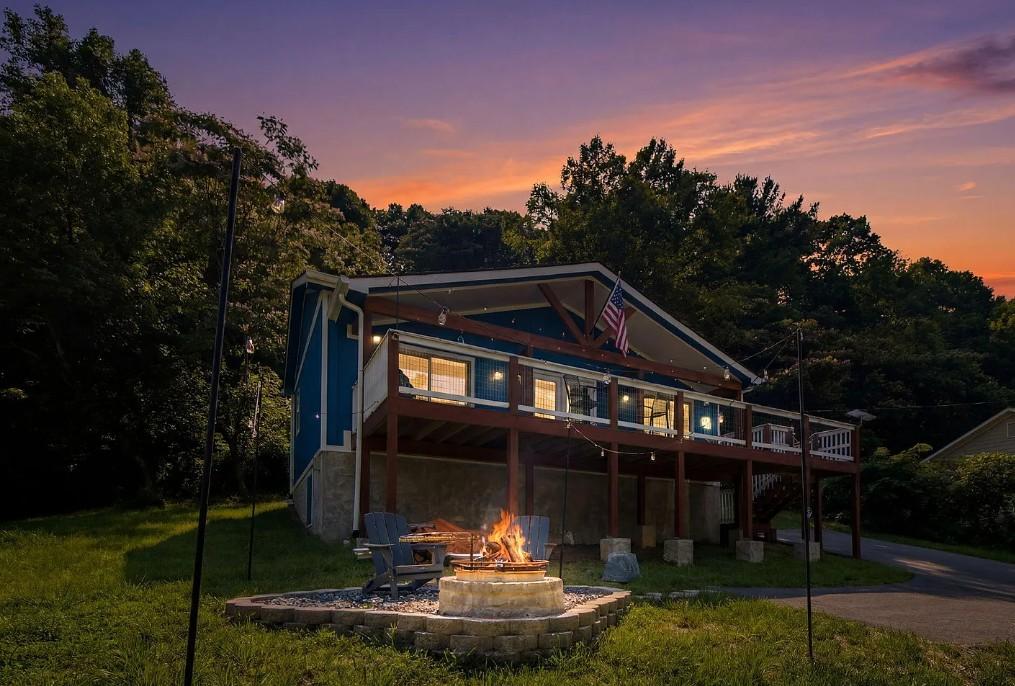 Tranquility River Chalet