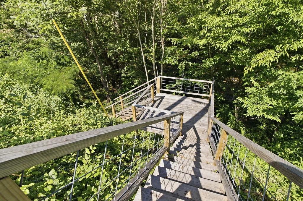 Tranquility River Chalet
