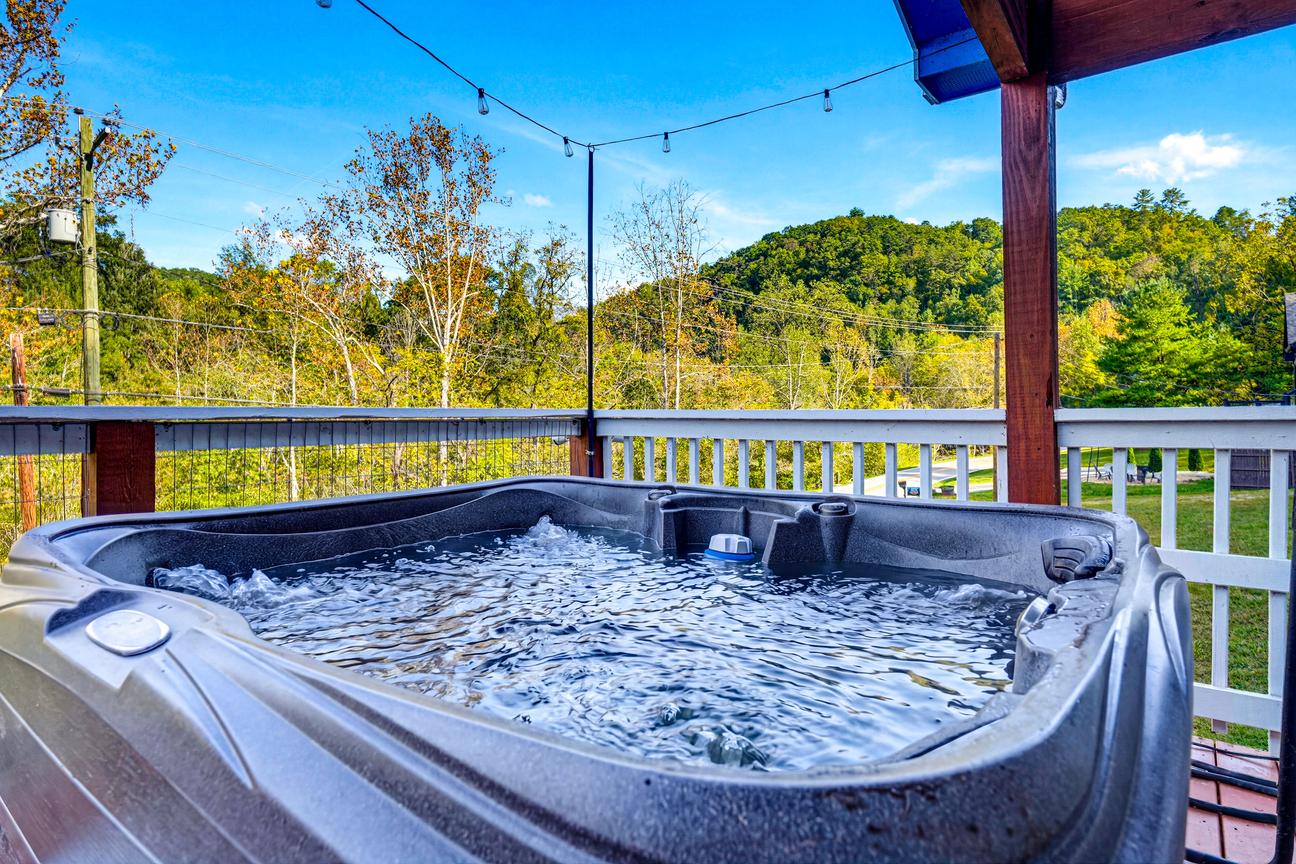 Tranquility River Chalet