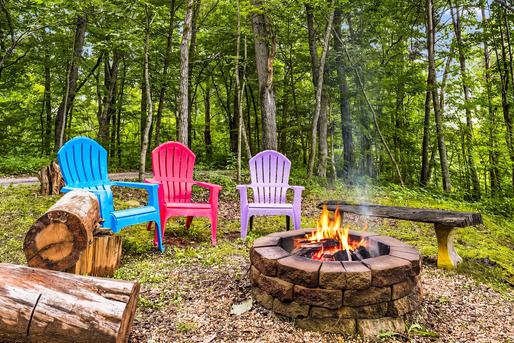 Pine Knot Cabin