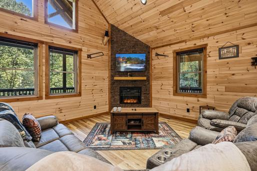 Bear Mansion Getaway
