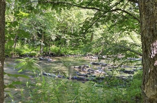 Tranquility River Chalet