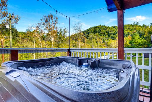 Tranquility River Chalet