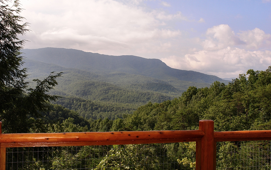 Heavenly View 2 Bedroom Cabin At Parkside Cabin Rentals