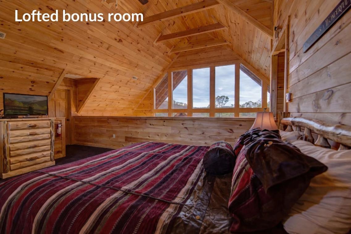 Grand Cherokee Lodge