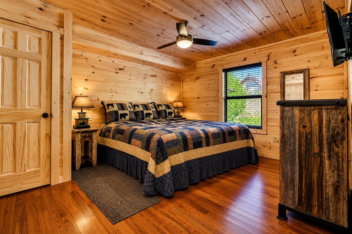 IncomBEARable Luxury