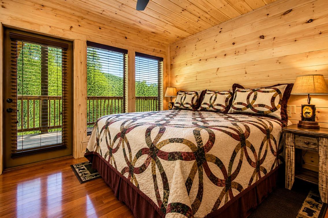 IncomBEARable Luxury