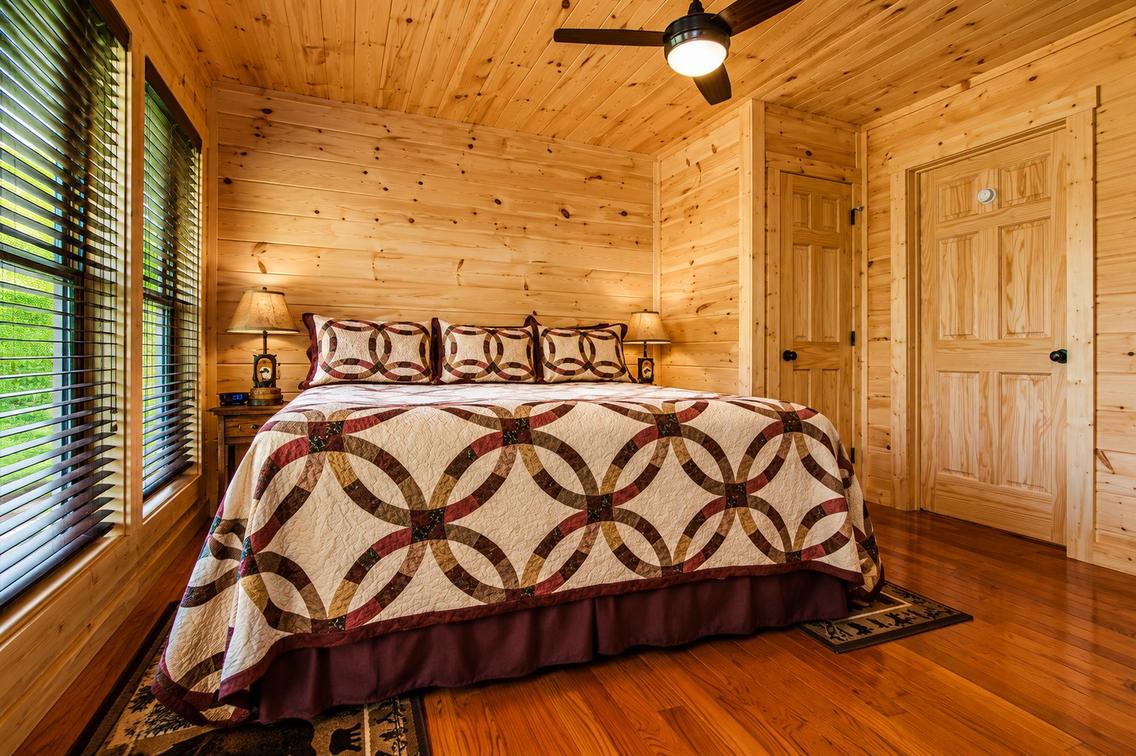 IncomBEARable Luxury
