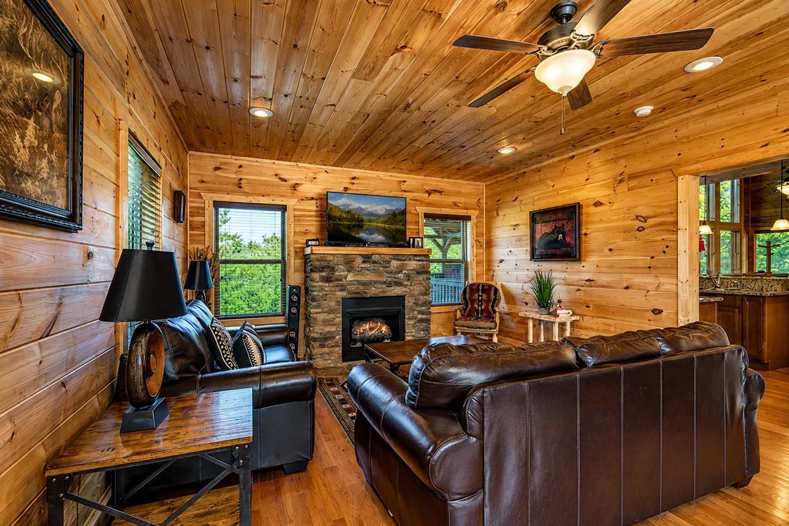 Grand Cherokee Lodge