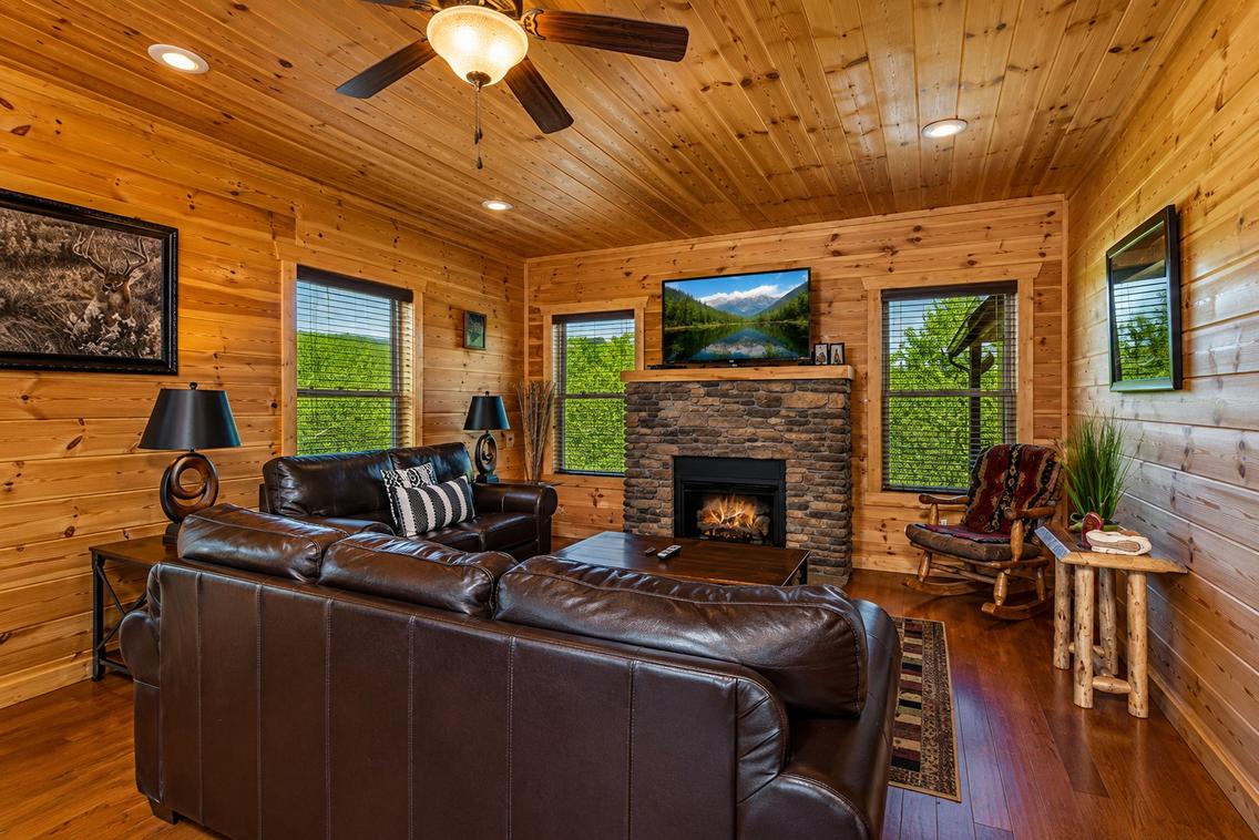 Grand Cherokee Lodge