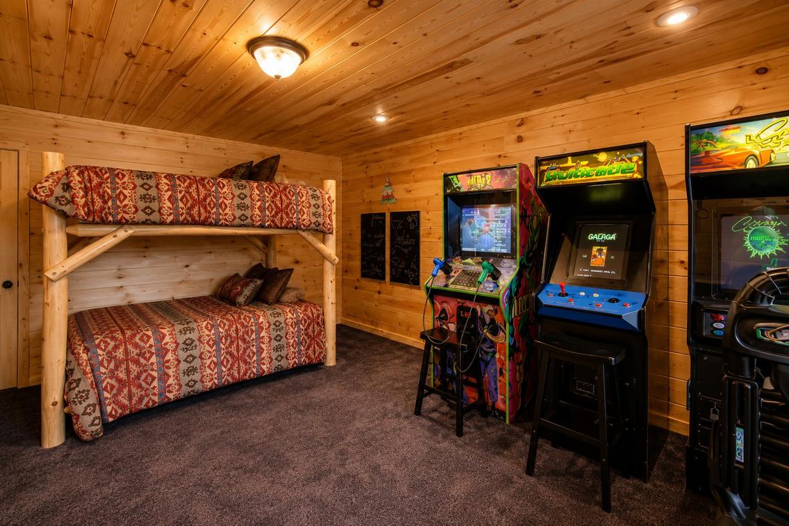 Grand Cherokee Lodge