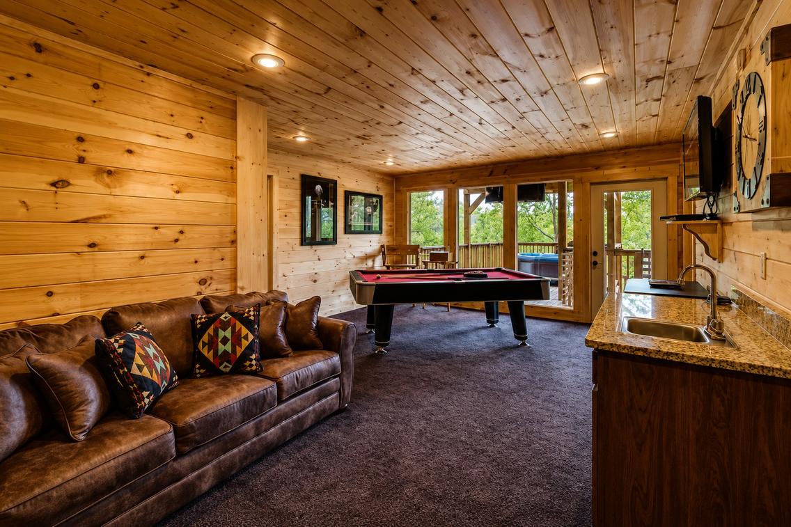 Grand Cherokee Lodge