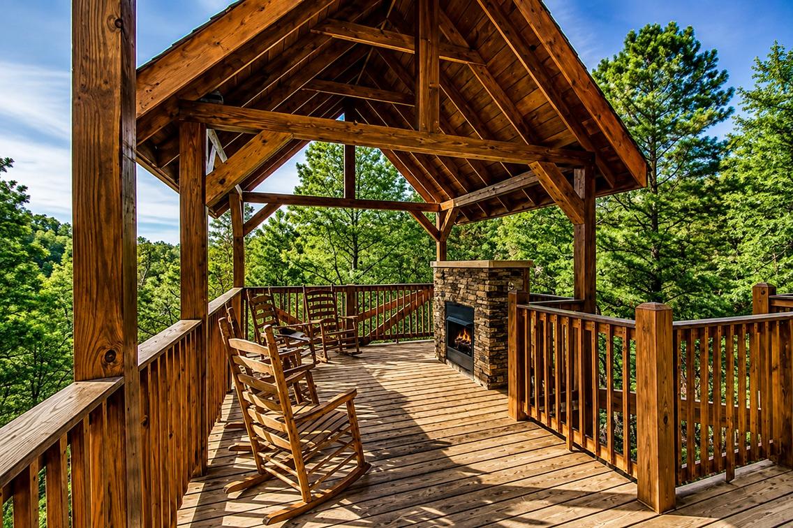 Grand Cherokee Lodge