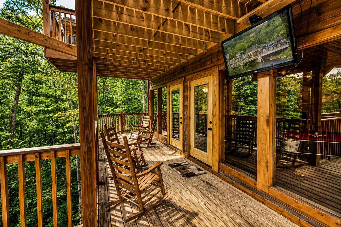 Grand Cherokee Lodge