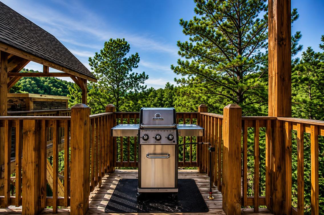 Grand Cherokee Lodge