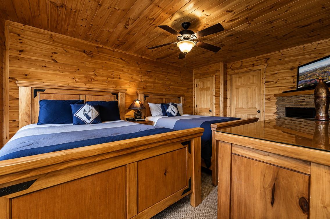 A Suite Mountain View