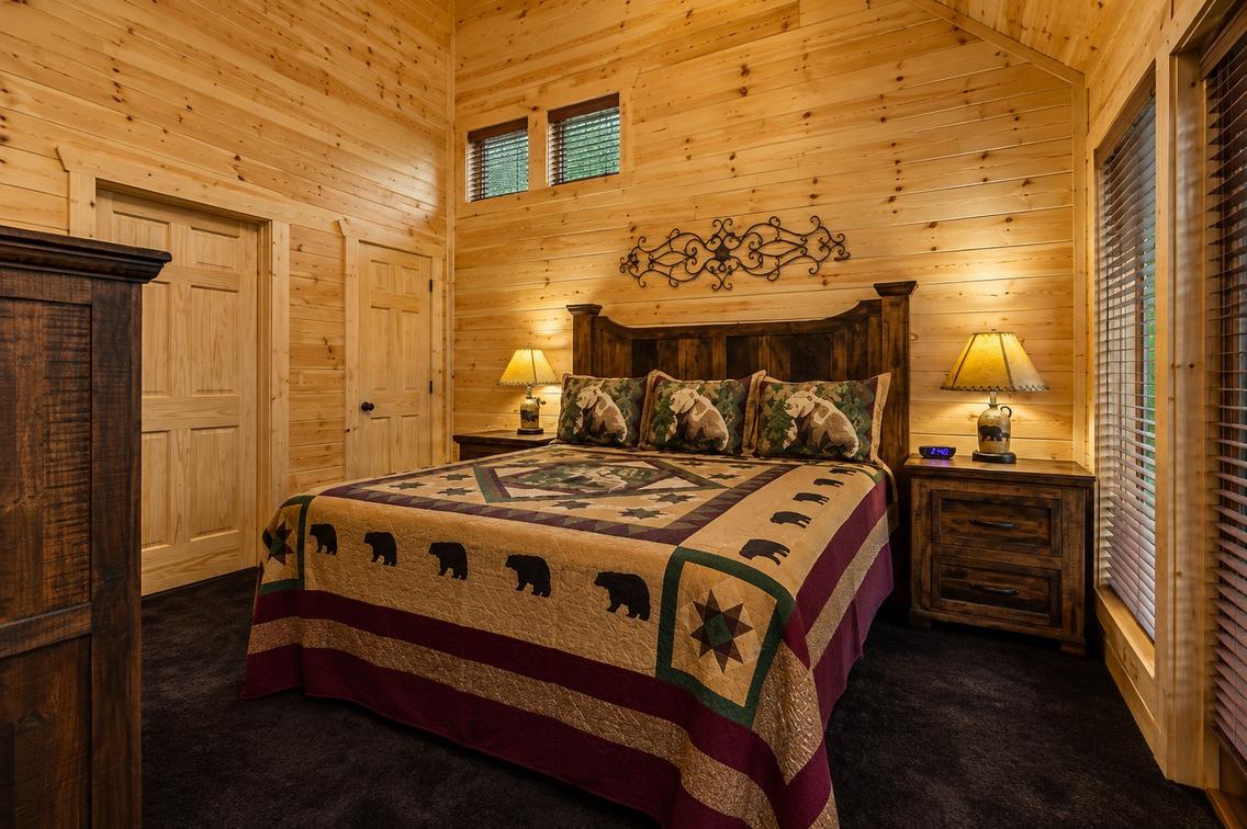 Lazy Bear Lodge