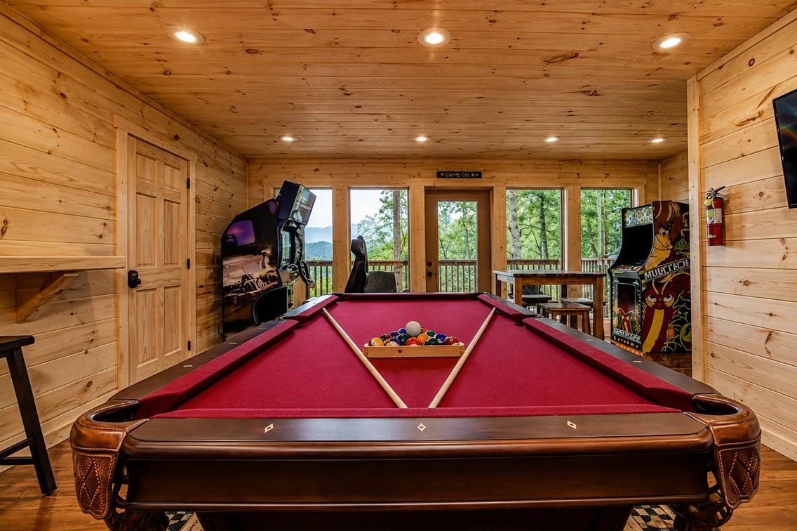 Lazy Bear Lodge
