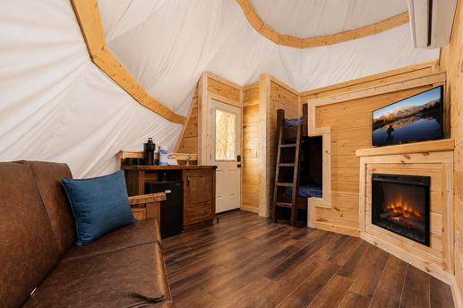 Photo of Arrowhead Queen/Bunk Style
