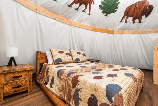 Photo of Sunset Stampede Queen/Bunk Style