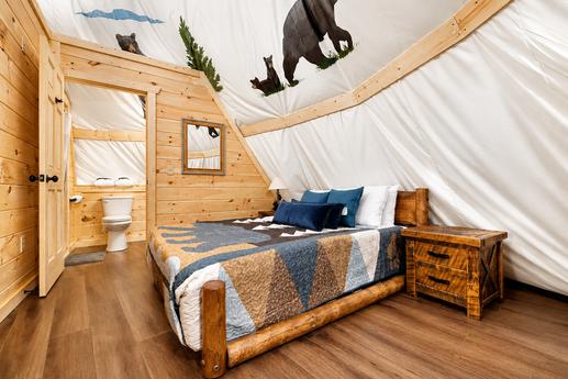 Photo of Cub House Queen/Bunk Style