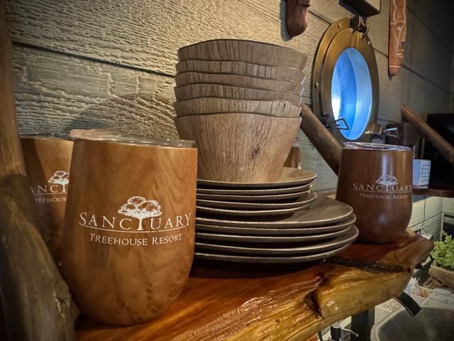 EVERYTHING YOU NEED IS RIGHT HERE - WE ARE WITHIN 2 MILES OF 6 GROCERY STORES, BJ'S WHOLESALE, TARGET, AND ALL OF THE SMOKIES BEST IN SHOPPING, DINING, & ENTERTAINMENT