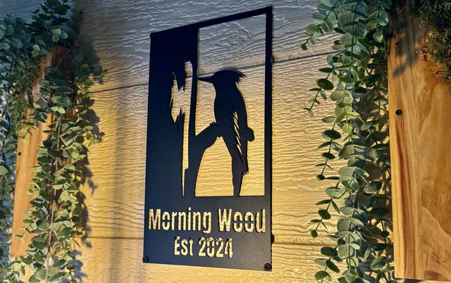 MORNING WOOD TREEHOUSE - BEWARE OF THE WOODPECKERS - SANCTUARY TREEHOUSE RESORT IN THE SMOKY MOUNTAINS