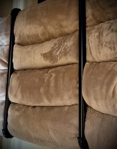 OUTDOOR BLANKETS FOR COZY NIGHTS BY THE FIRE AT 19TH HOLE TREEHOUSE 