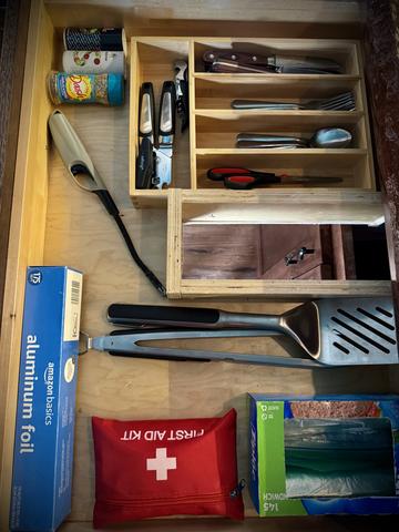 UTENSILS PROVIDED - EVERYTHING YOU NEED TO PULL UP, PARK, AND PLAY!