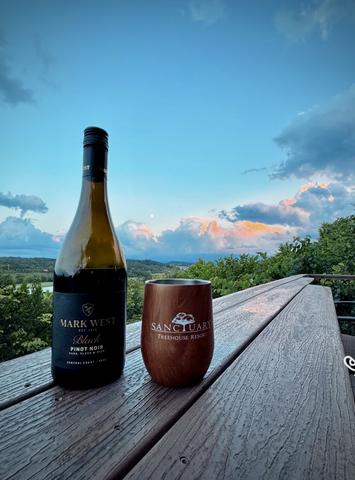 ENJOY THE SMOKY MOUNTAIN AND GOLF COURSE VIEWS AT AIR FORT ONE MOUNTAIN VIEW TREEHOUSE IN THE SMOKIES