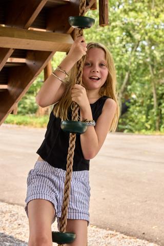 SKIP THE TRADITIONAL HOTEL/CABIN IDEA - SWING IN FOR A TREEHOUSE "EXPERIENCE" IN THE SMOKIES! 