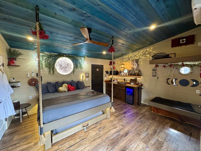 Photo of 63 - OWL ALWAYS LOVE YOU 