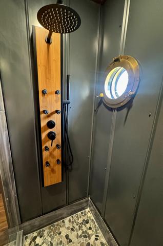 CUSTOM TILE BAMBOO JET SHOWER - PORT HOLE WINDOW - LUXURY LINENS AND TOILETRIES PROVIDED