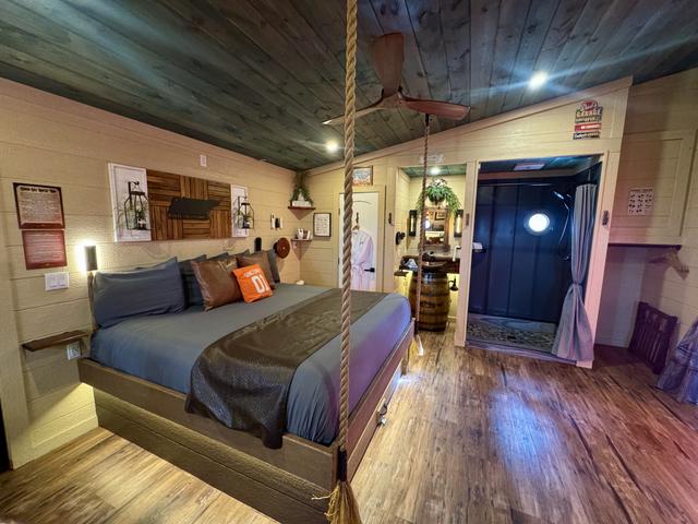 Photo of 57-GOOD OLE ROCKY TOP 