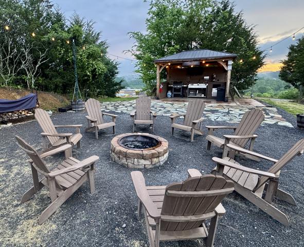 OUTDOOR COMMUNITY KITCHEN & FIRE PIT GATHERING SPACE