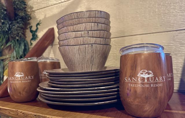 DISHES & UTENSILS ARE PROVIDED 