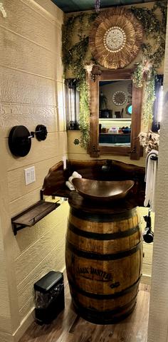 CUSTOM MADE JACK DANIEL'S VANITY SINK - HAIR DRYER - MAGNIFYING MAKE UP MIRROR - MAKE UP CLEANING CLOTH - LUXURY LINENS & TOILETRIES ARE PROVIDED