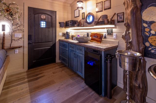 STOCKED KITCHENETTE - KEURIG COFFEE MAKER - STOCKED COFFEE CADDY - BOTTLED WATER - MICROWAVE - COOKING UTENSILS - SERVICE WARE - MINI FRIDGE - DRINK CHUTE AND MORE!