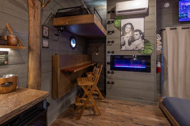 EXTRA INDOOR SEATING (FOR 2 IN EACH TREEHOUSE) OR A WORK SPACE FOR THAT PRETEND REMOTE "WORKING" VACATION IN THE SMOKY MOUNTAINS (WINK)